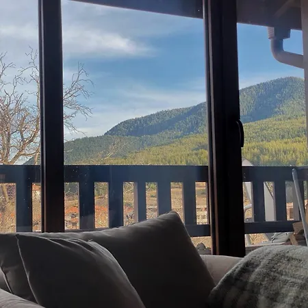 Apartment Mountain With Amazing View 2br, Free Parking